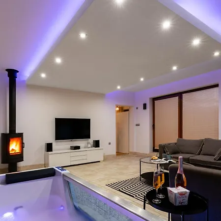 Apartamento Z Jacuzzi Soho Chillout Kołobrzeg