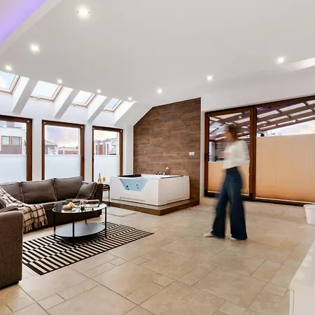 Z Jacuzzi Soho Chillout * Kołobrzeg