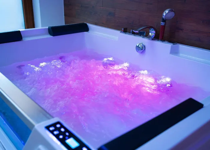 Z Jacuzzi Soho Chillout Kołobrzeg